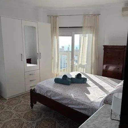 Vista-beach Apartment
